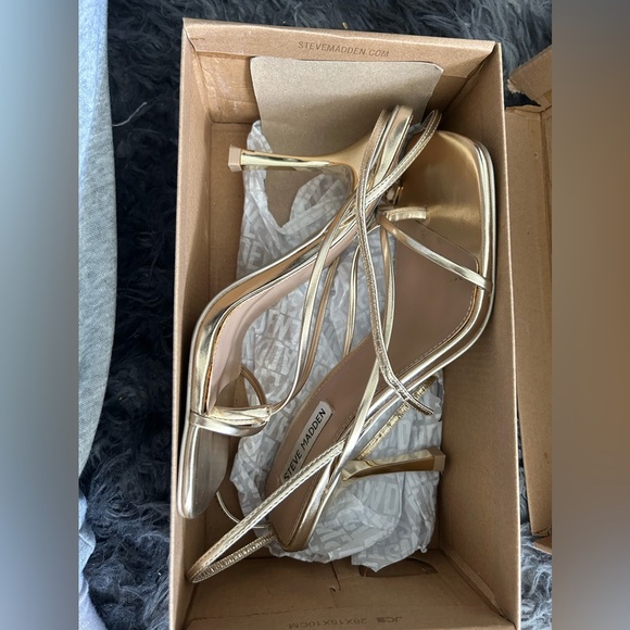 Steve Madden Annie Heels - Champagne - Picture 2 of 3